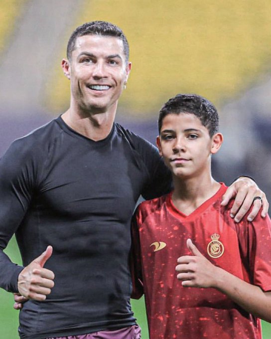 Cristiano Jr. officially signs with the Al-Nassr U13 team, sporting the iconic number 7 shirt, just like his father number 2