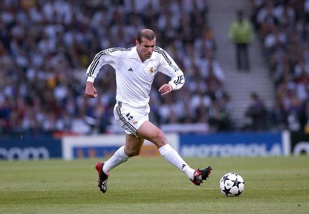 Bayer Leverkusen 1- 2 Real Madrid - 2001/02 Zinedine Zidane